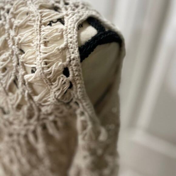 GOLD HAWK SWEATER KNITTED CROCHET OPEN SHOULDER SIZE XS AESTHETIC COTTAGECORE - Picture 12 of 13